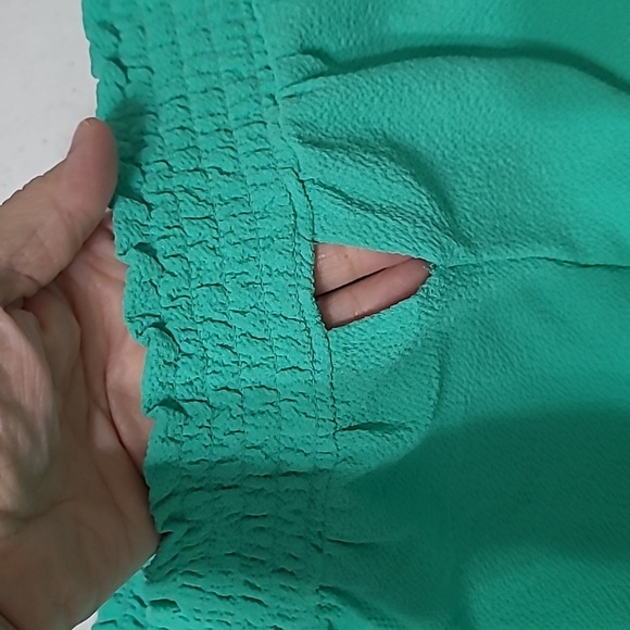 Kaari Blue off-the-shoulder blouse in a vibrant greenish teal color size XL - Picture 3 of 8